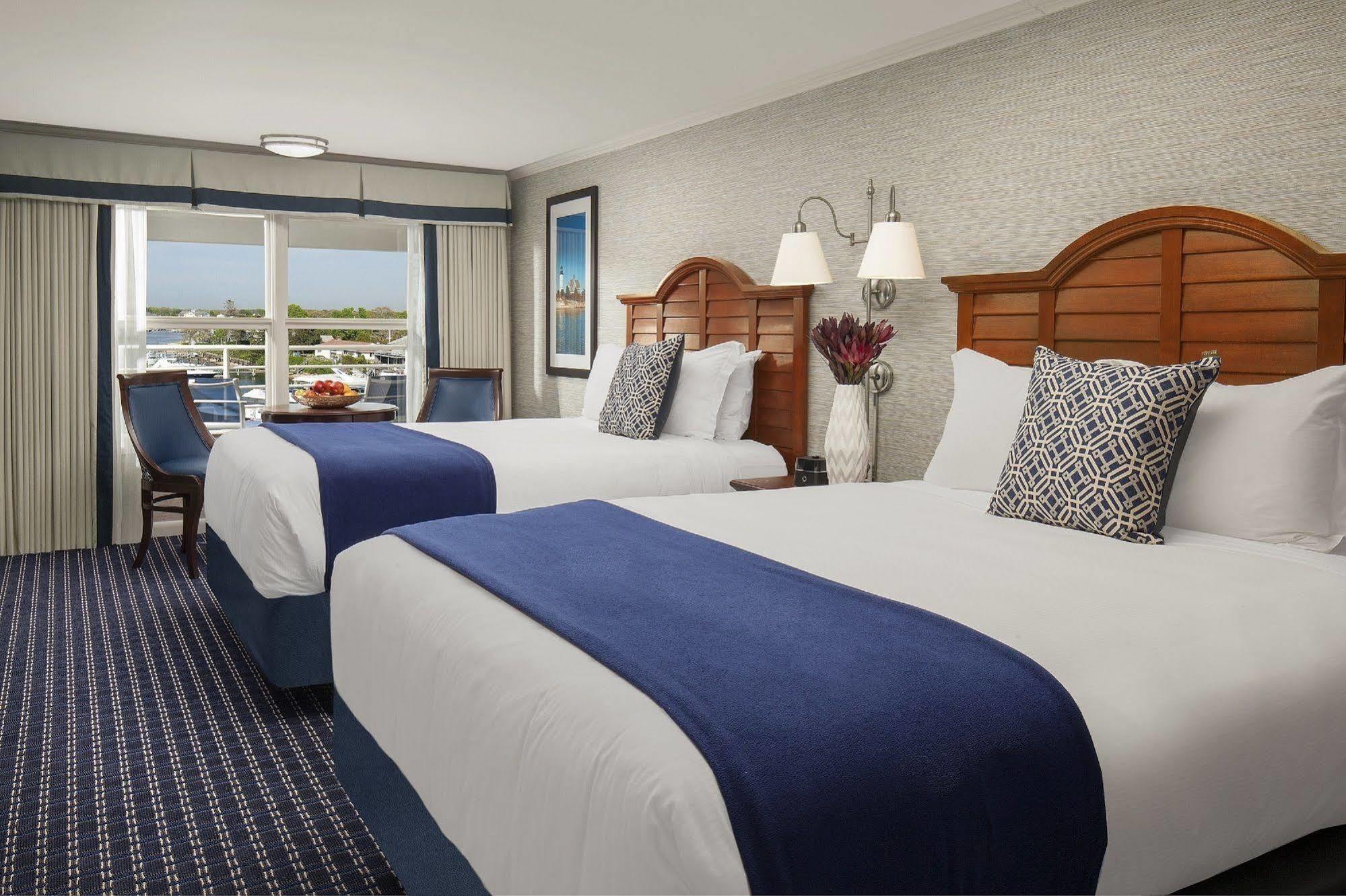 Hyannis Harbor Hotel (Adults Only) Extérieur photo